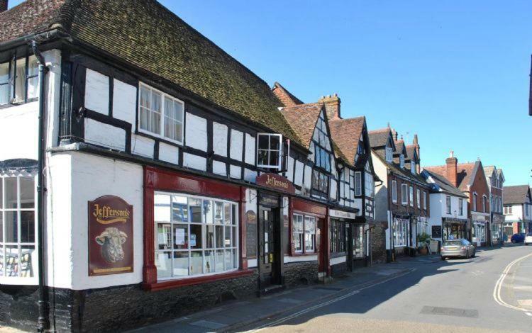 4 The Clockhouse , Midhurst Exterior foto